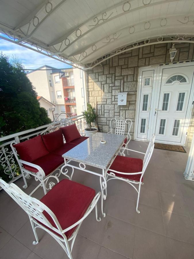 Gala Posh Apartment Soko Banja Exterior photo